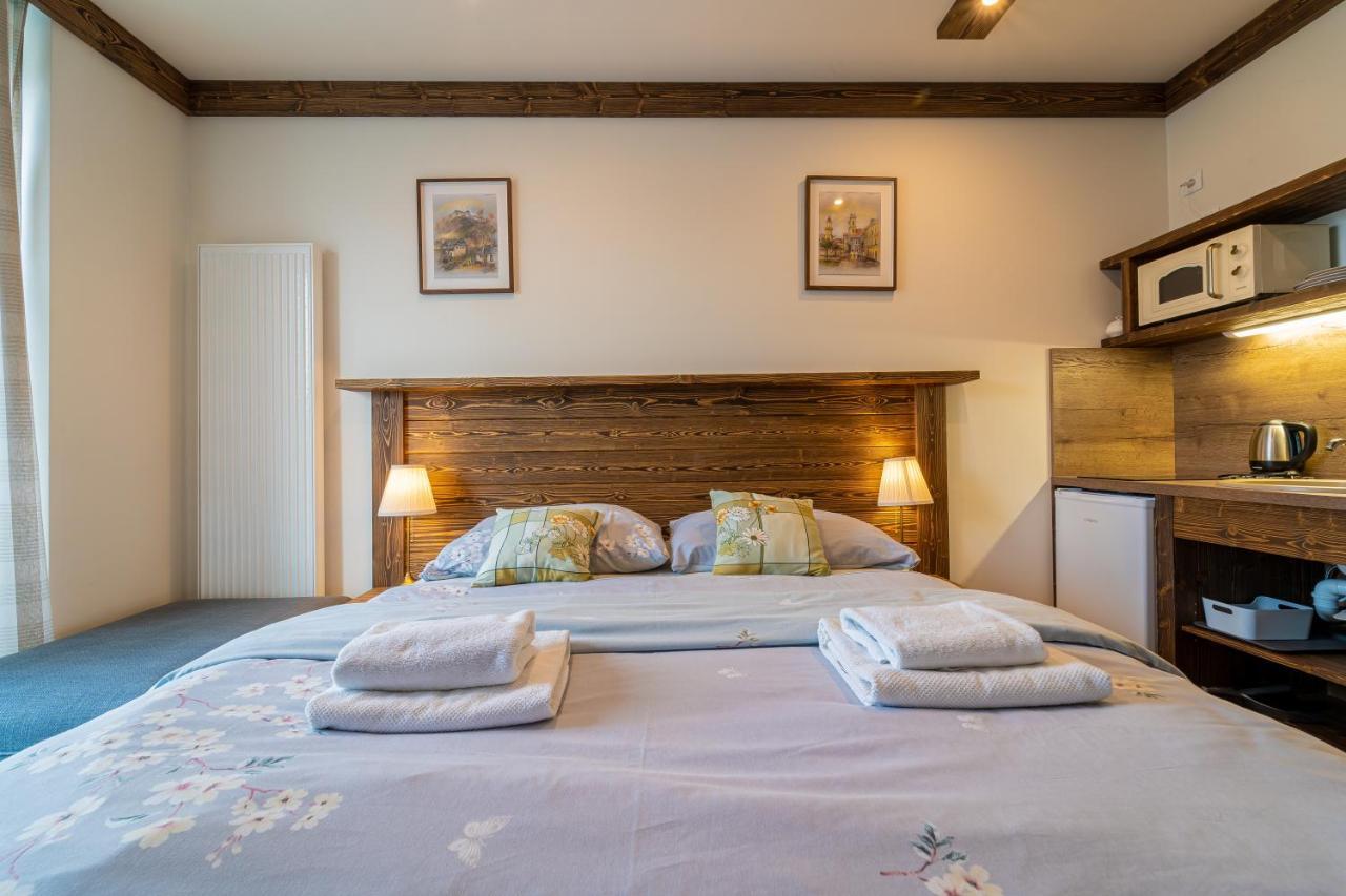 Apartmany Veternica V Bernarde วิสโซเค ดาตรี ภายนอก รูปภาพ